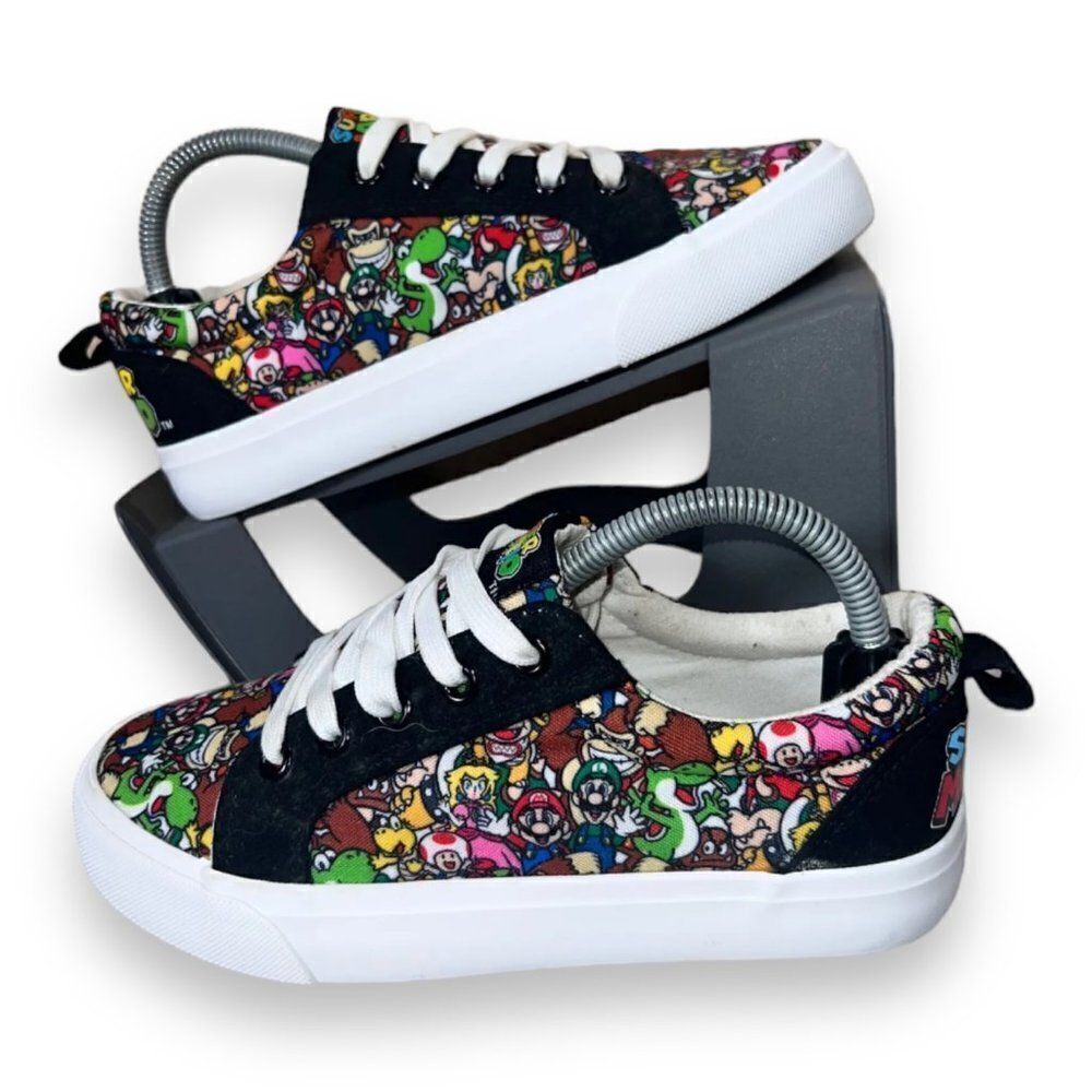 GroundUp Nintendo Super Mario Brothers Casual Sneakers Youth 3